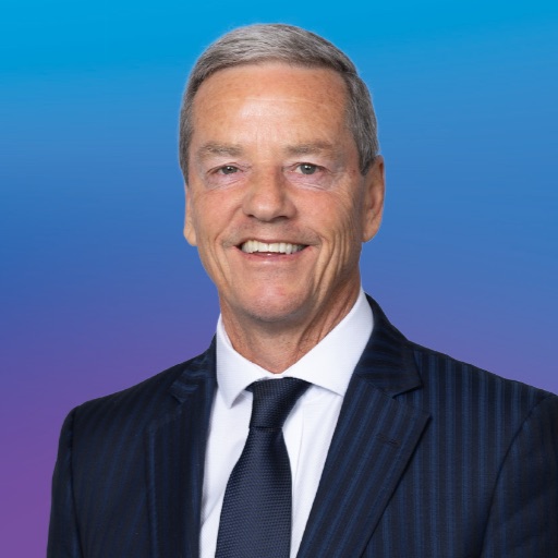 Andrew Bayly